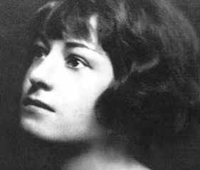 10 of the Best Poems of Dorothy Parker